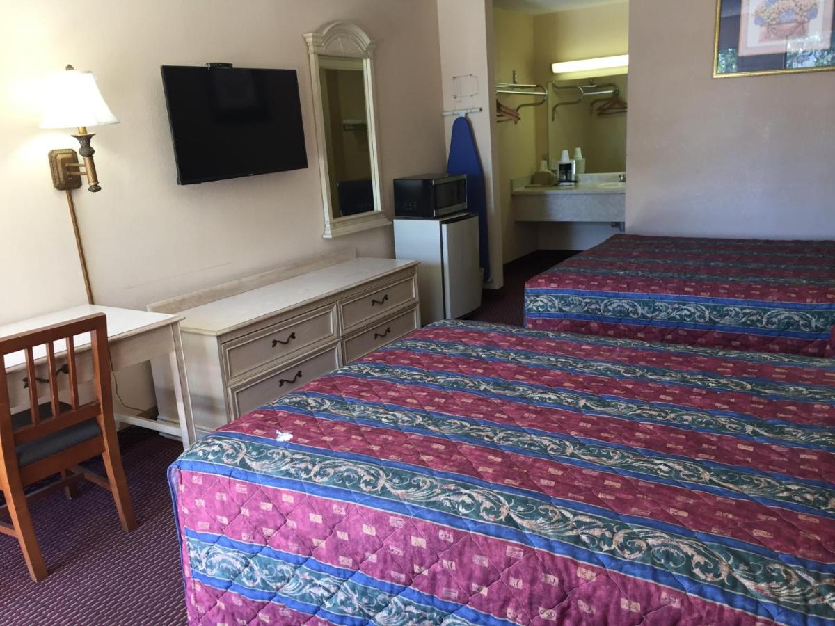 Relax Inn — photo 15