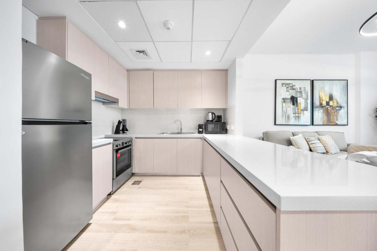 Family Friendly 2BR near Ferrari World & Yas Mall - 3