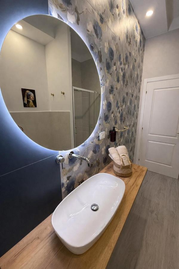 Suite Maison San Pietro , Vaticano, AC & Wi-Fi - 3