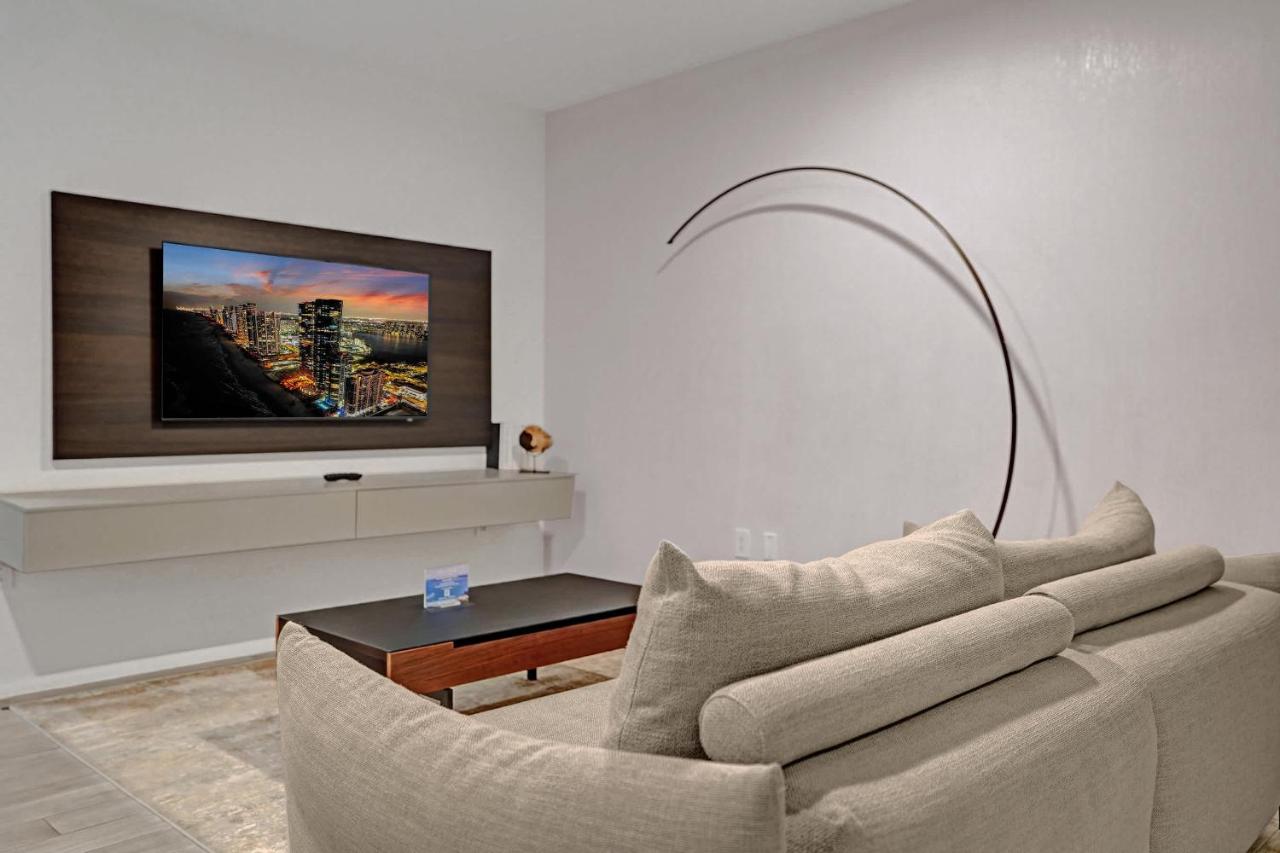 Miami Lux 1BR 16th Floor w Bay and City Views - 2