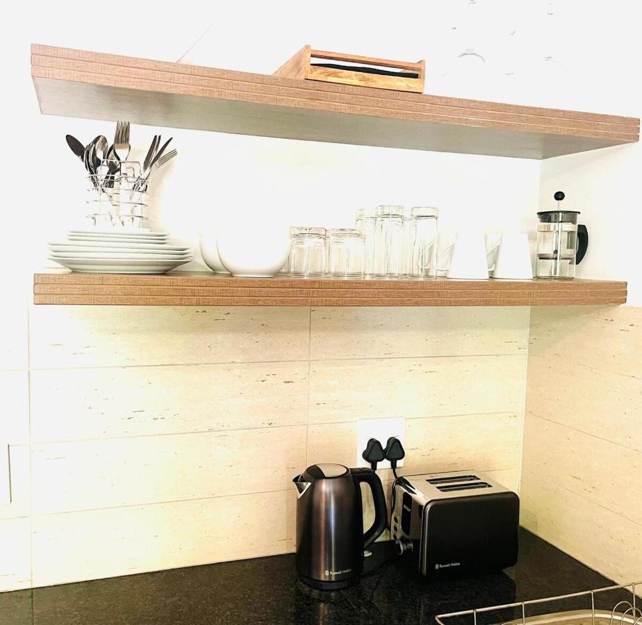 144 Mayfair Discerning Luxury and Ultimate Comfort - 5