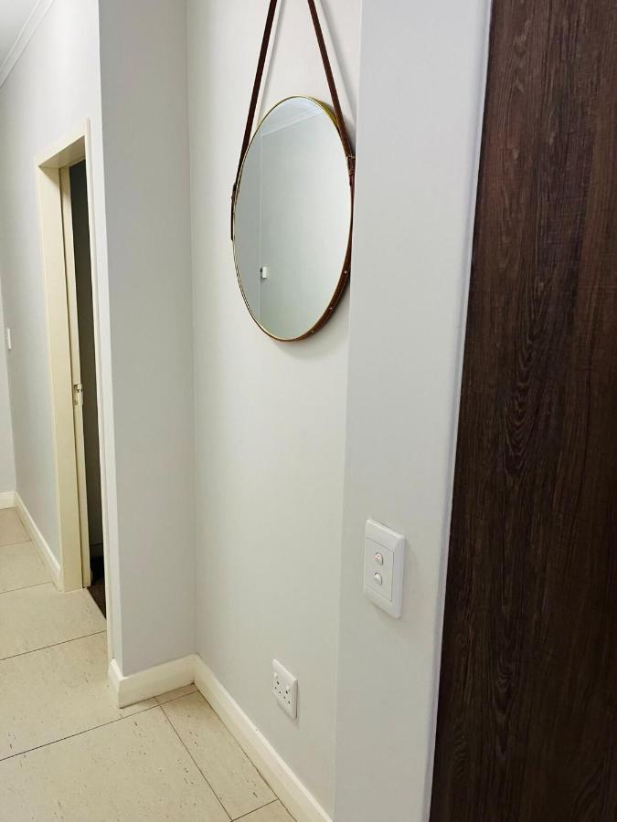 144 Mayfair Discerning Luxury and Ultimate Comfort - 2