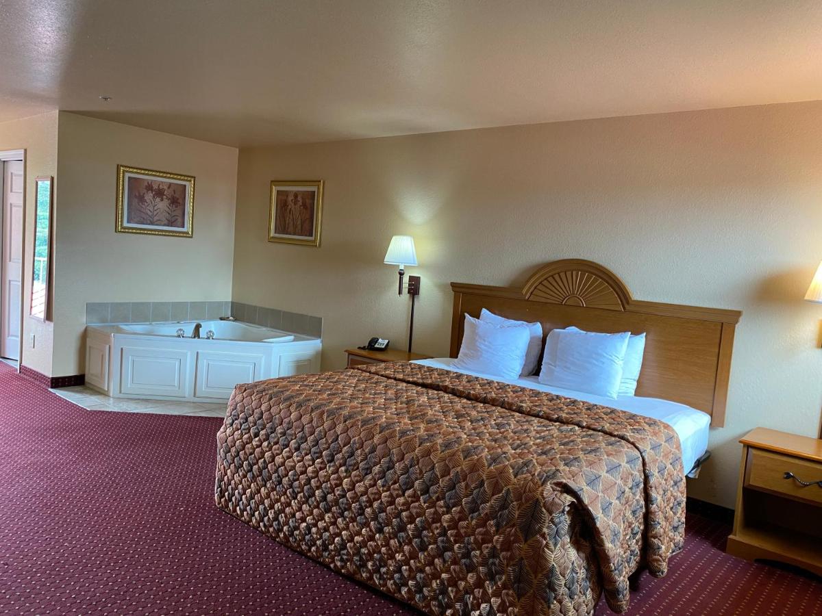 Sunshine Inn — photo 7