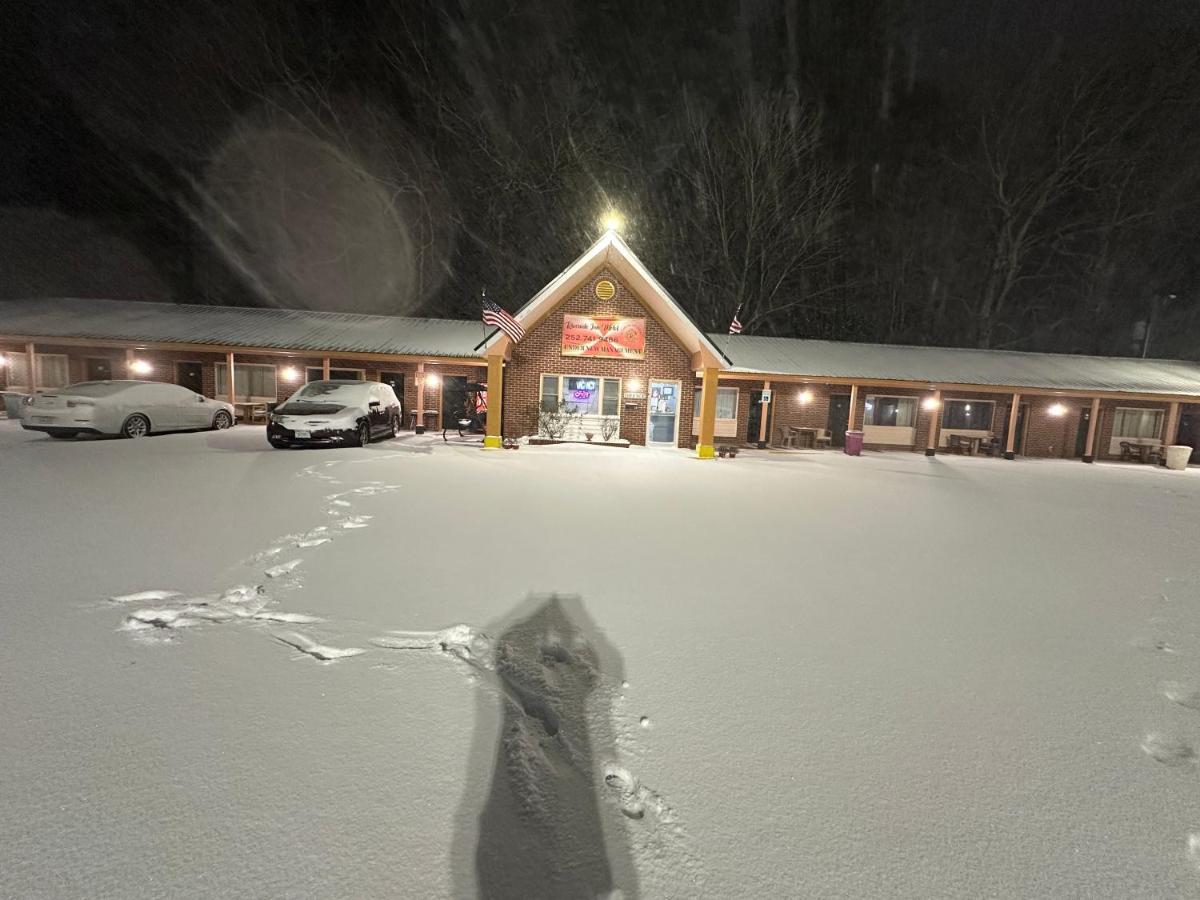 Riverside Inn Motel — photo 16