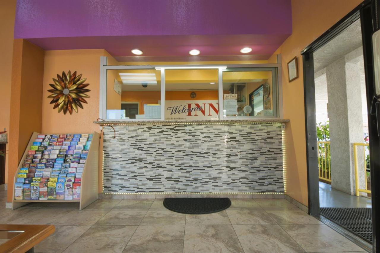 Tiffany Inn Corona — photo 19