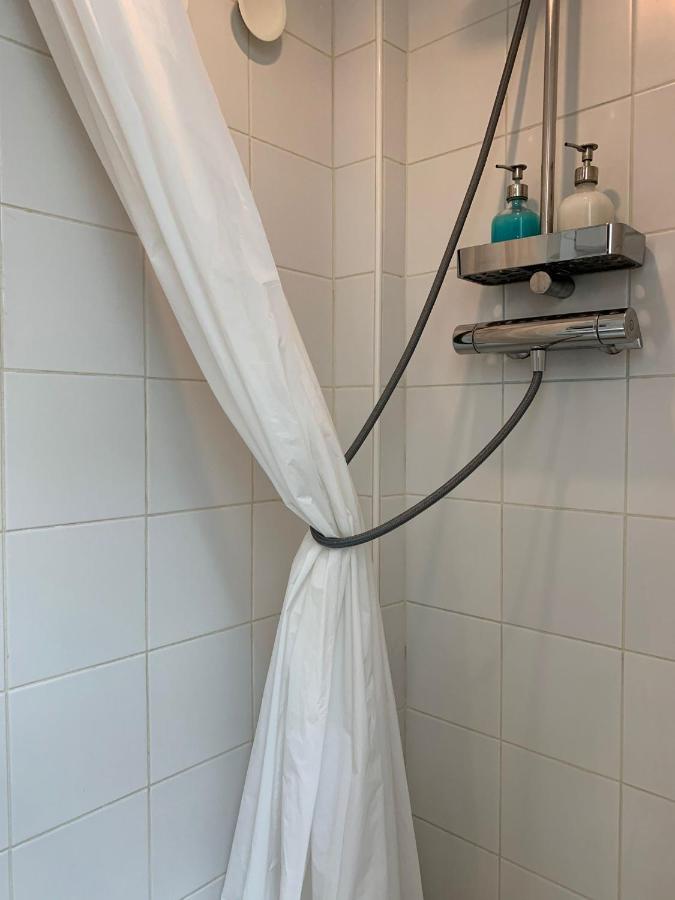 Place Maubert Coeur de Paris Beau Nid contemporain vue Paris calme clair dernier etage clim ascenseur - 3