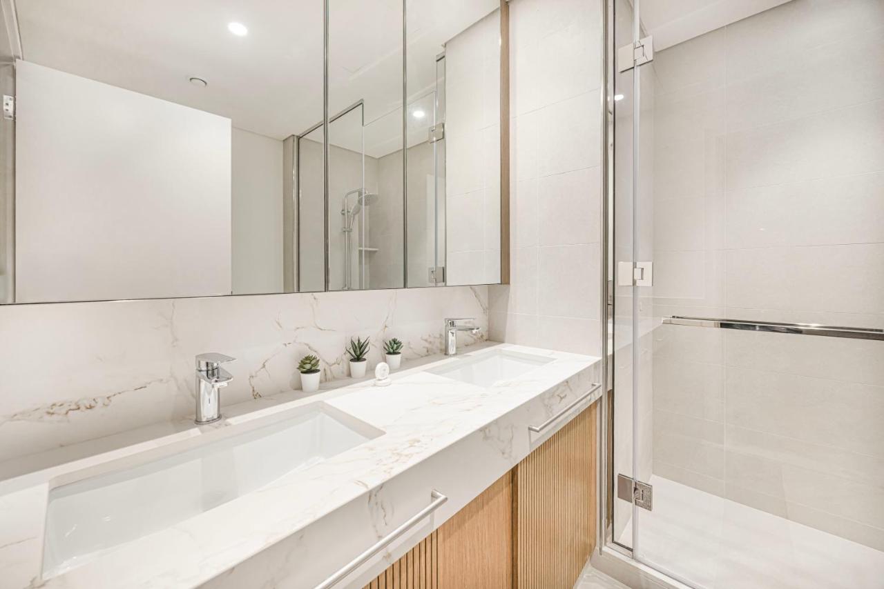 Seaside Stay at Beach Mansion with Private Beach - 3