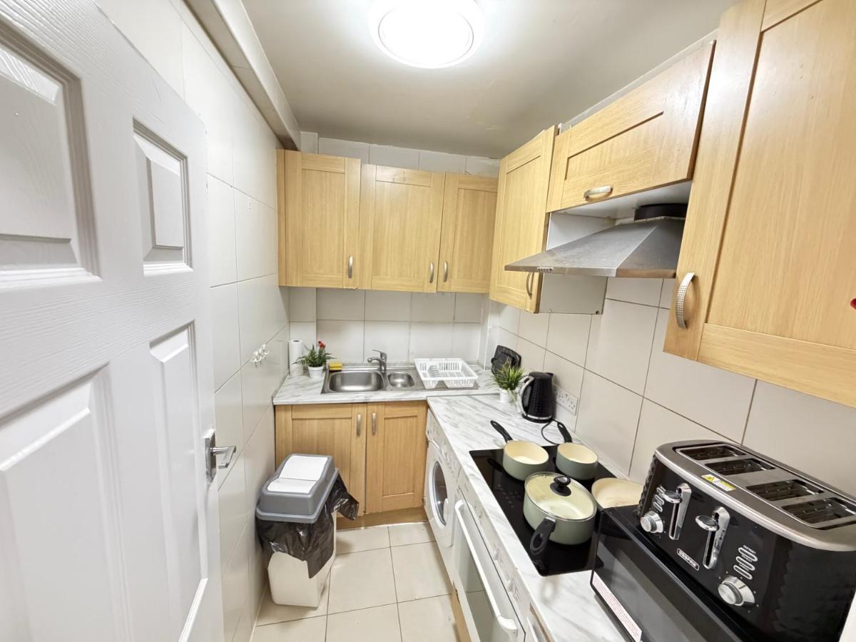 Edgware Road One bedroom Apartment - 4