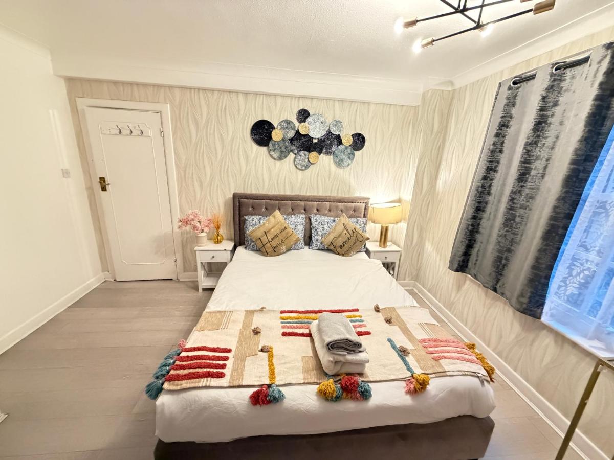 Edgware Road One bedroom Apartment - 2