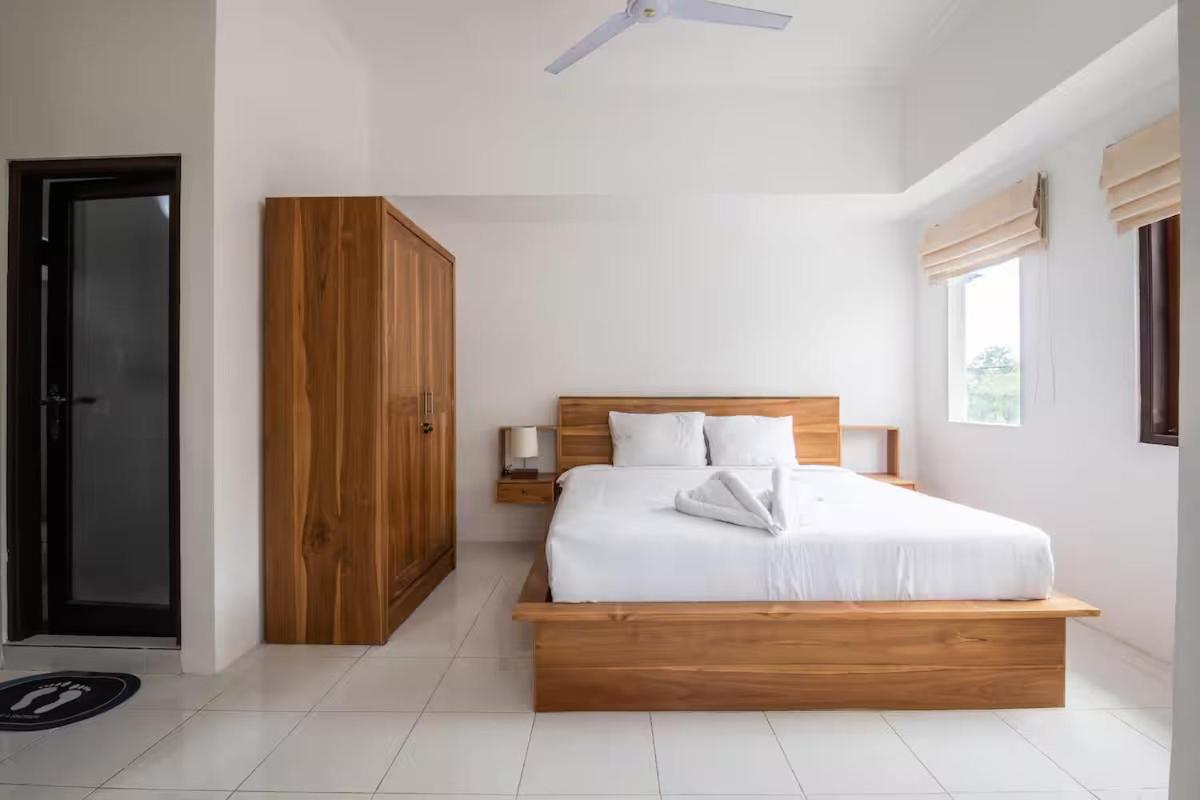 Serenity Twin Canggu, Suite 2-2 with Kitchen and Balcony - 2