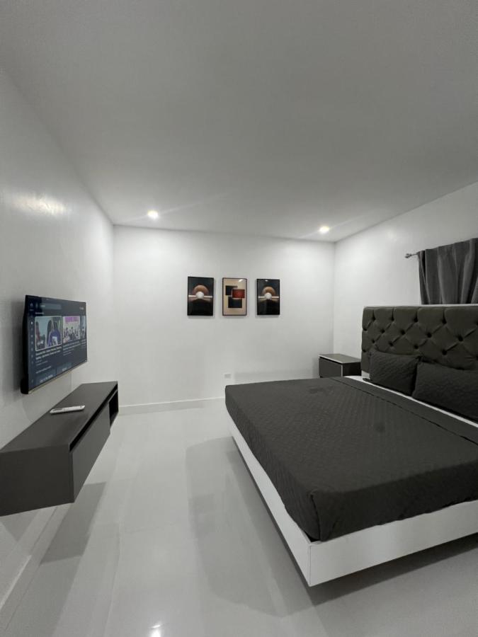 RHE Penthouse Richmond Three Bedroom - 3