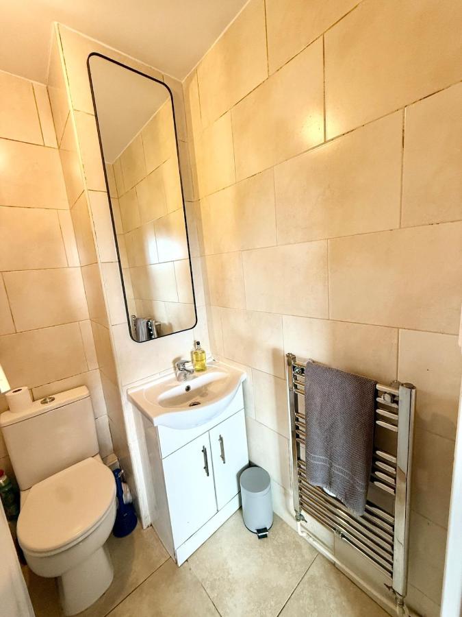 Camden Town Gem 2BR Apartment for 6 Pet Friendly - 3