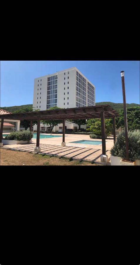 Bayfront Apartment - 5