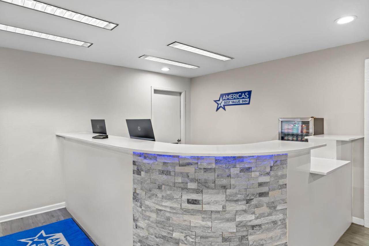 Americas Best Value Inn — photo 17