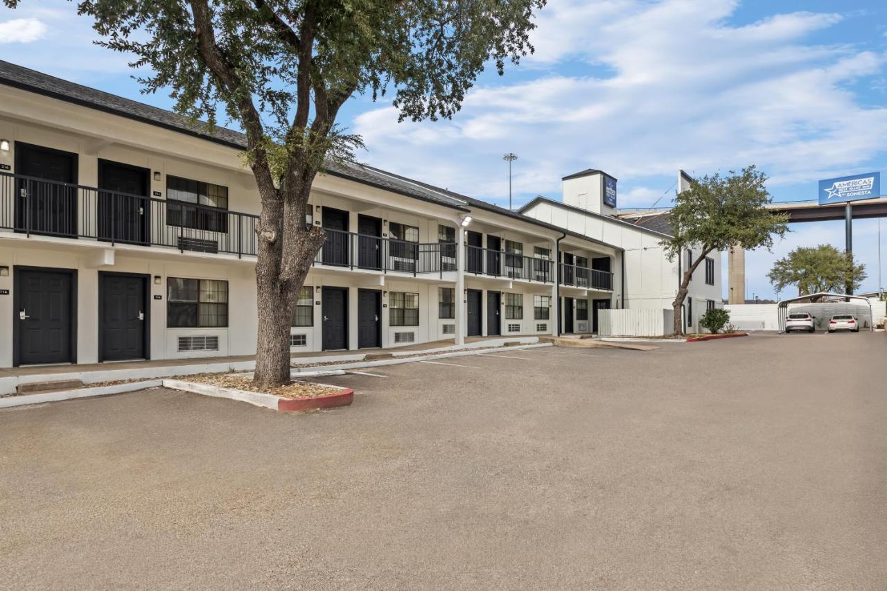 Americas Best Value Inn — photo 13