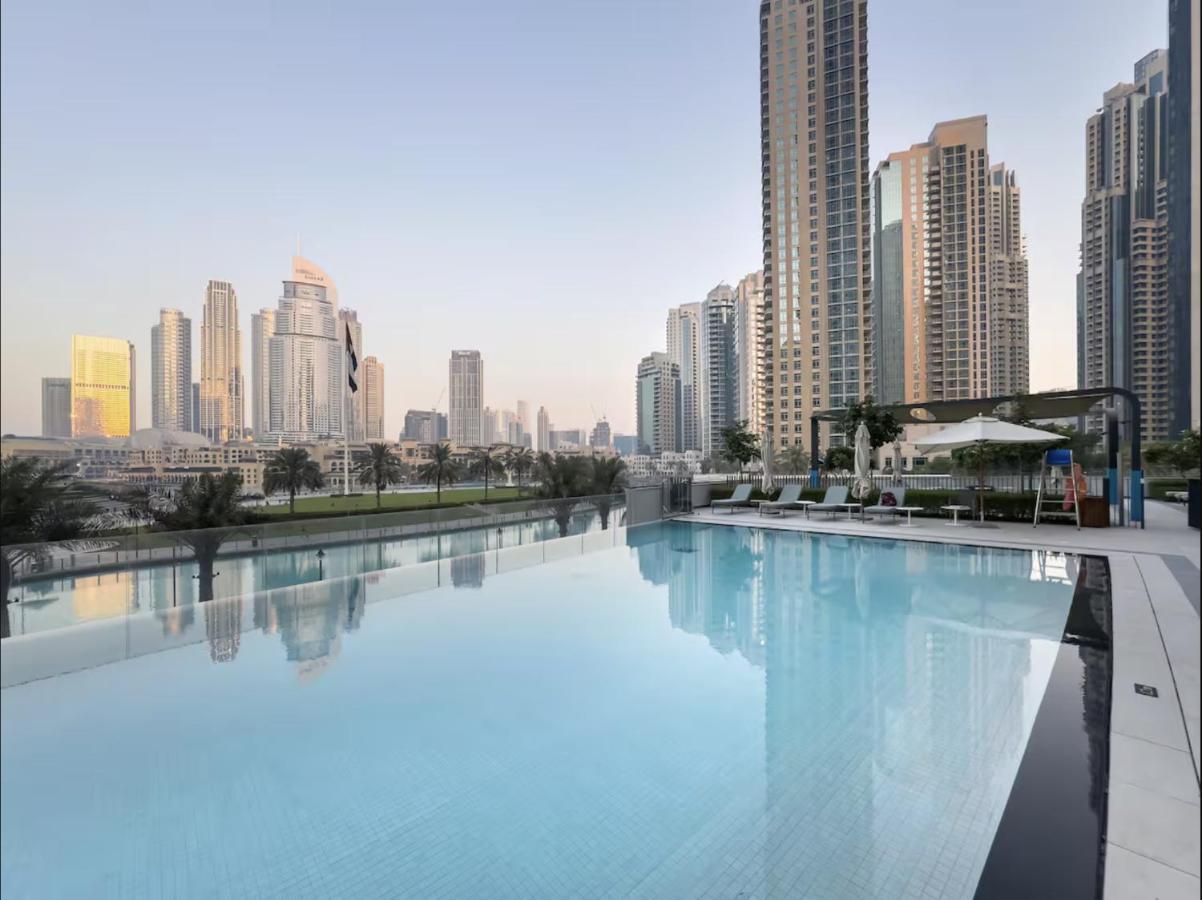 Signature Luxury Apartments Facing Burj Khalifa - 4