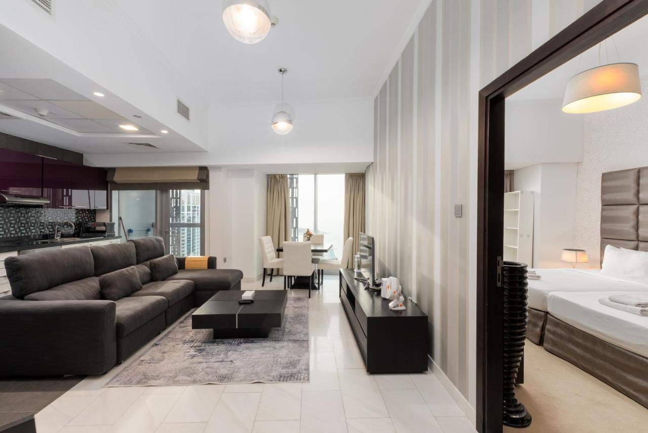 Cayan Tower, Dubai Marina - Onelink - 2