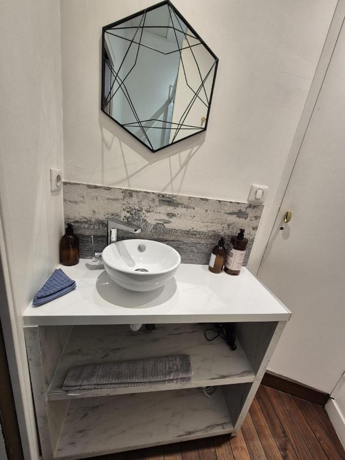 Appartement typique et insolite - coeur bordeaux - 1 chambre - 3 lits - 6 p - 3