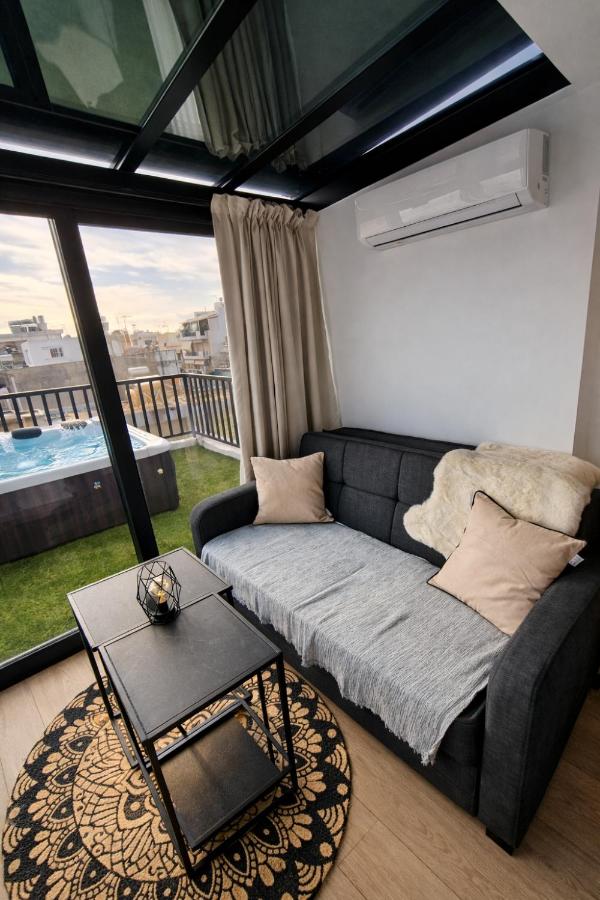 Athens Center Apartment with Private Jacuzzi - 5