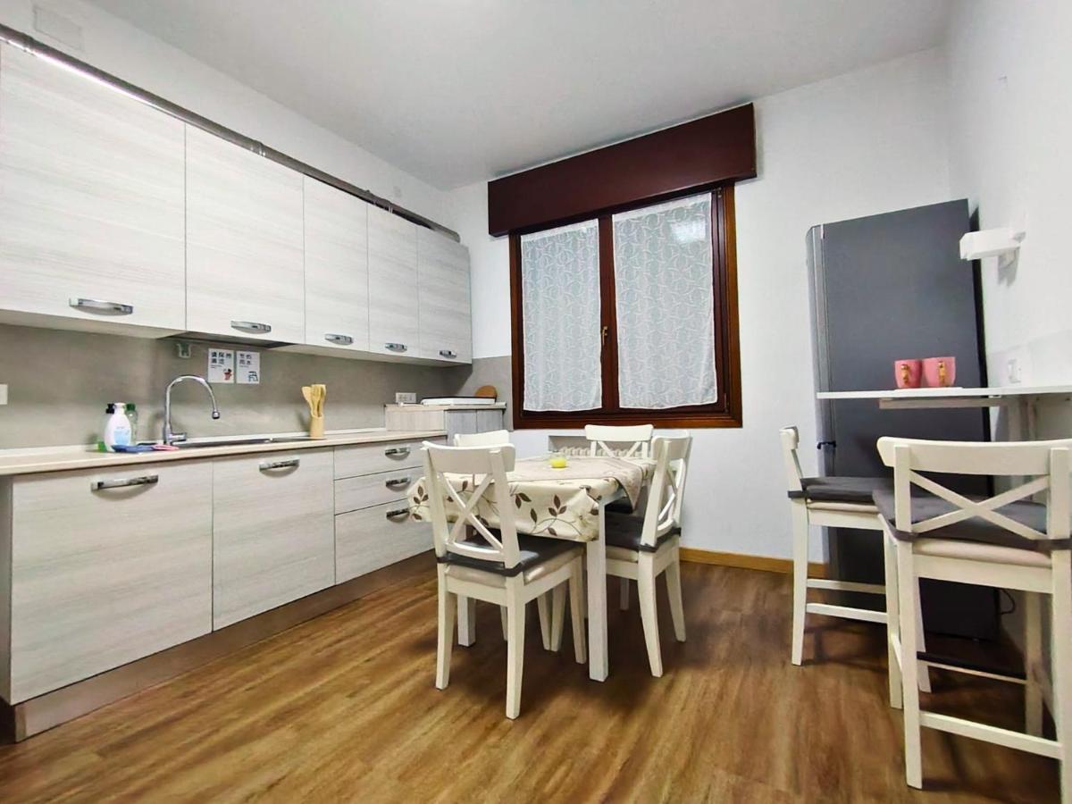 Bella Venezia Luxury Rooms - 4