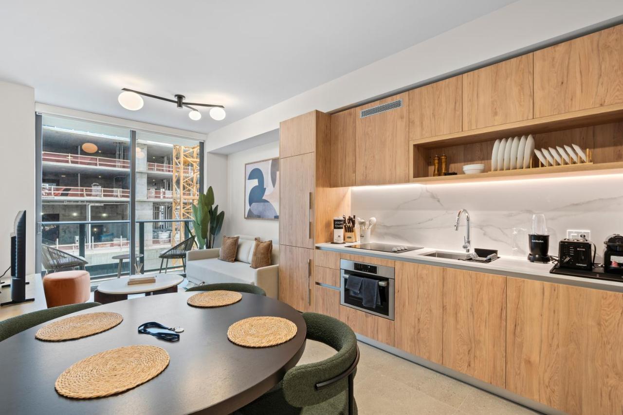 Skyline Views - Steps from Bayfront Park - 4