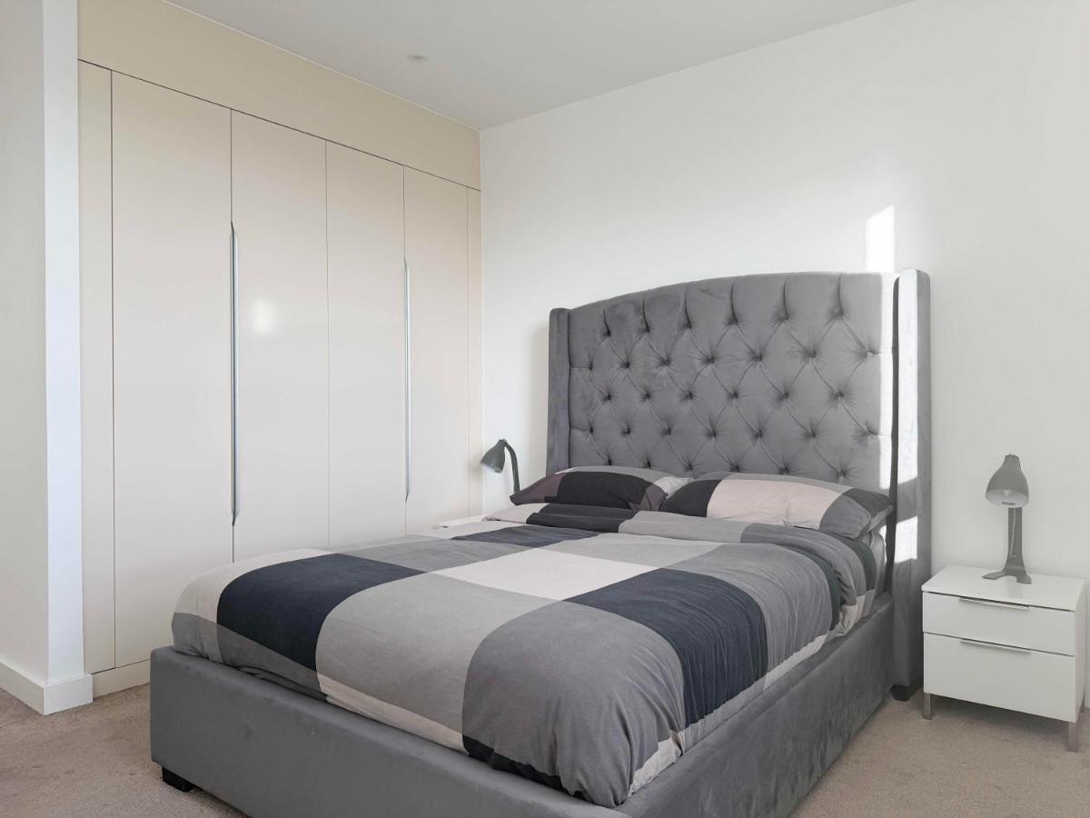 Luxury 2B2B in central London - 2