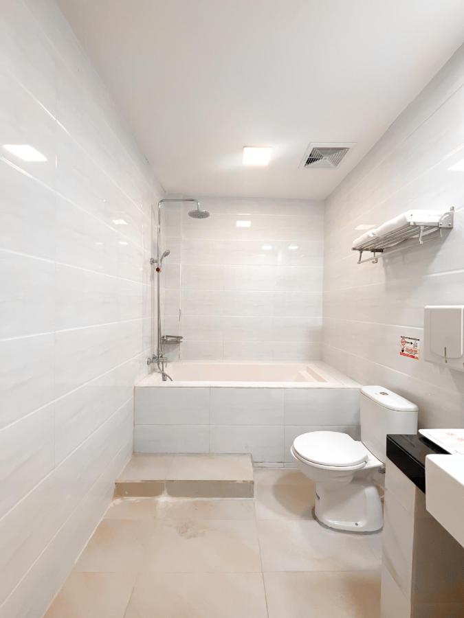 Batam City Hotel - 3