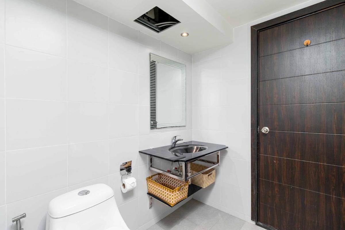 C265 Great Ocean View 2BR Pool & Gym Near Beach - 3