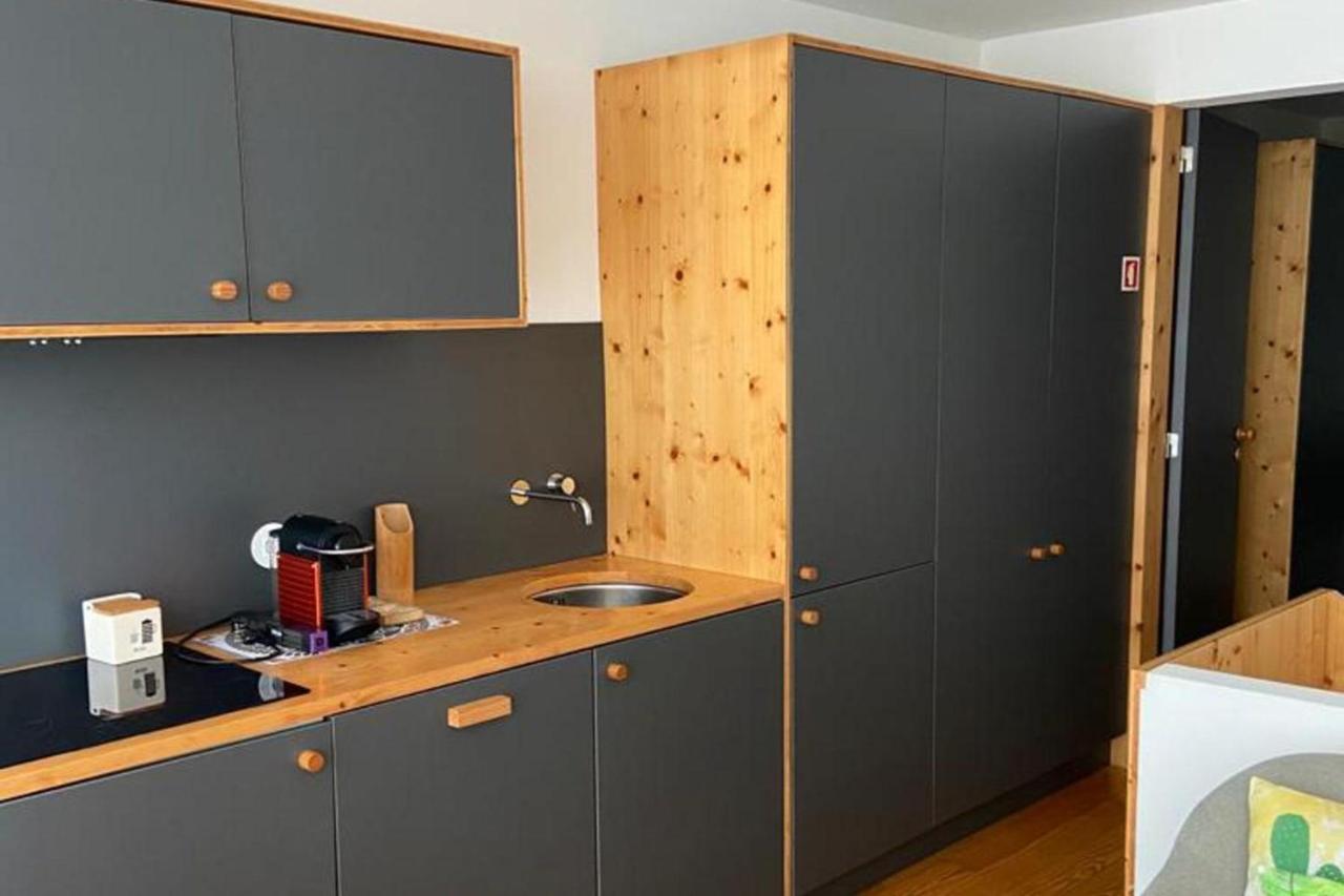 Duplex Apt - Sleeps 4 - Roof Terrace - Balcony - 4