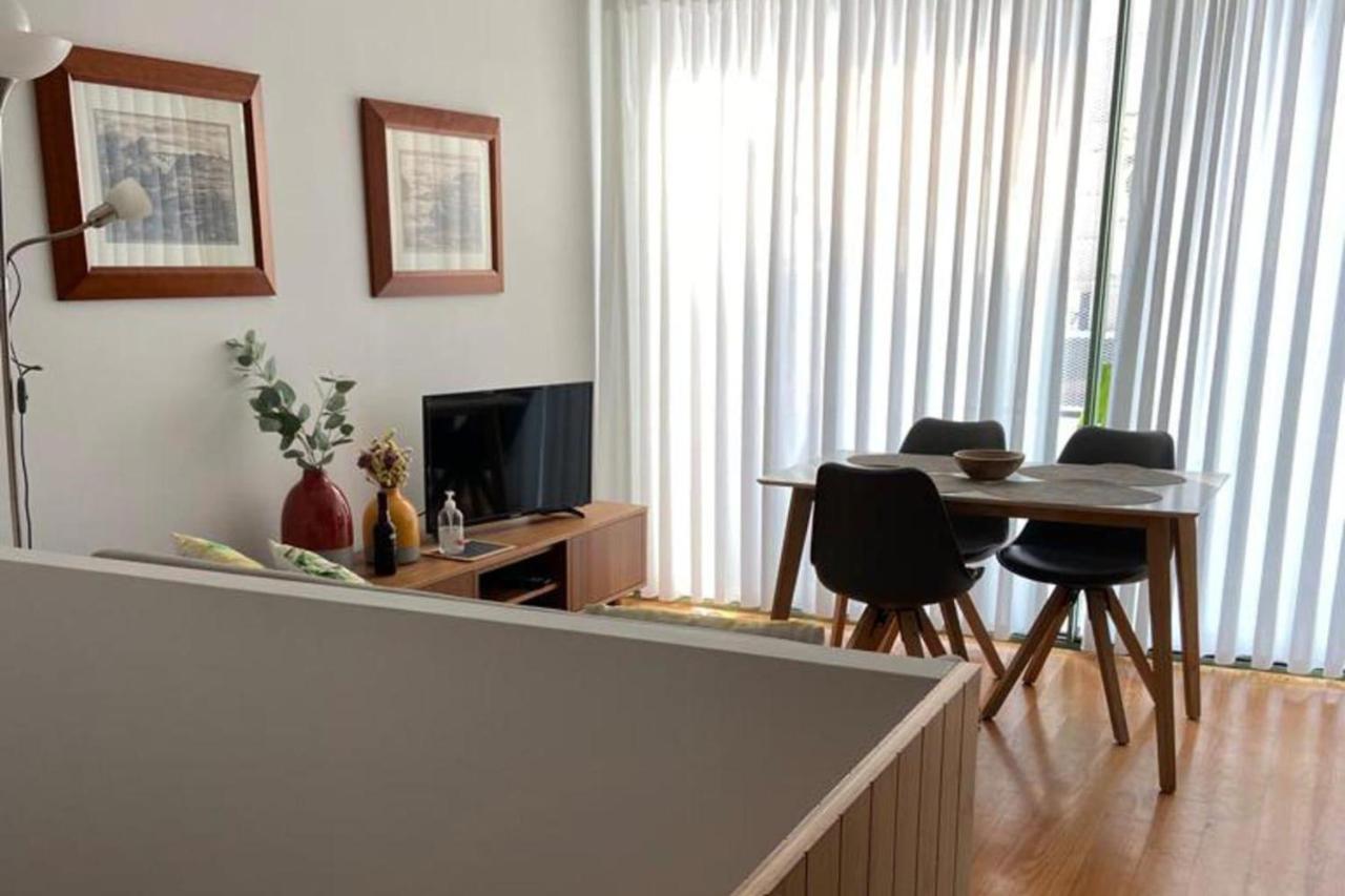Duplex Apt - Sleeps 4 - Roof Terrace - Balcony - 3