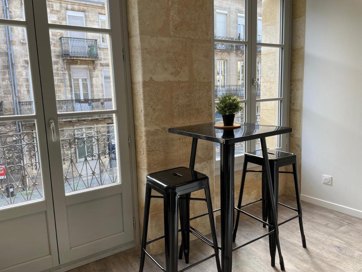 Superbe appartement avec climatisation et belle pierre Bordelaise pour 2 personnes - 2