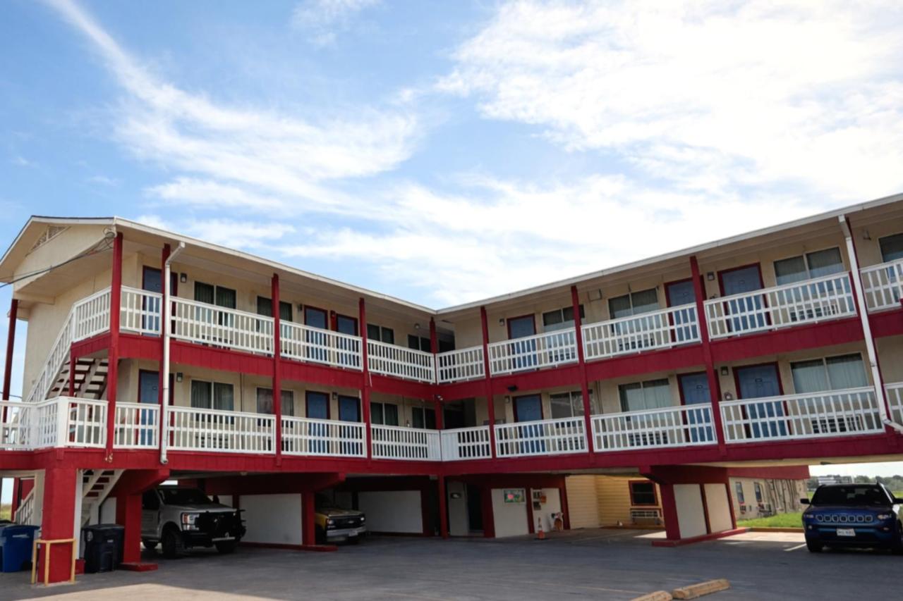 Budget Inn — photo 5