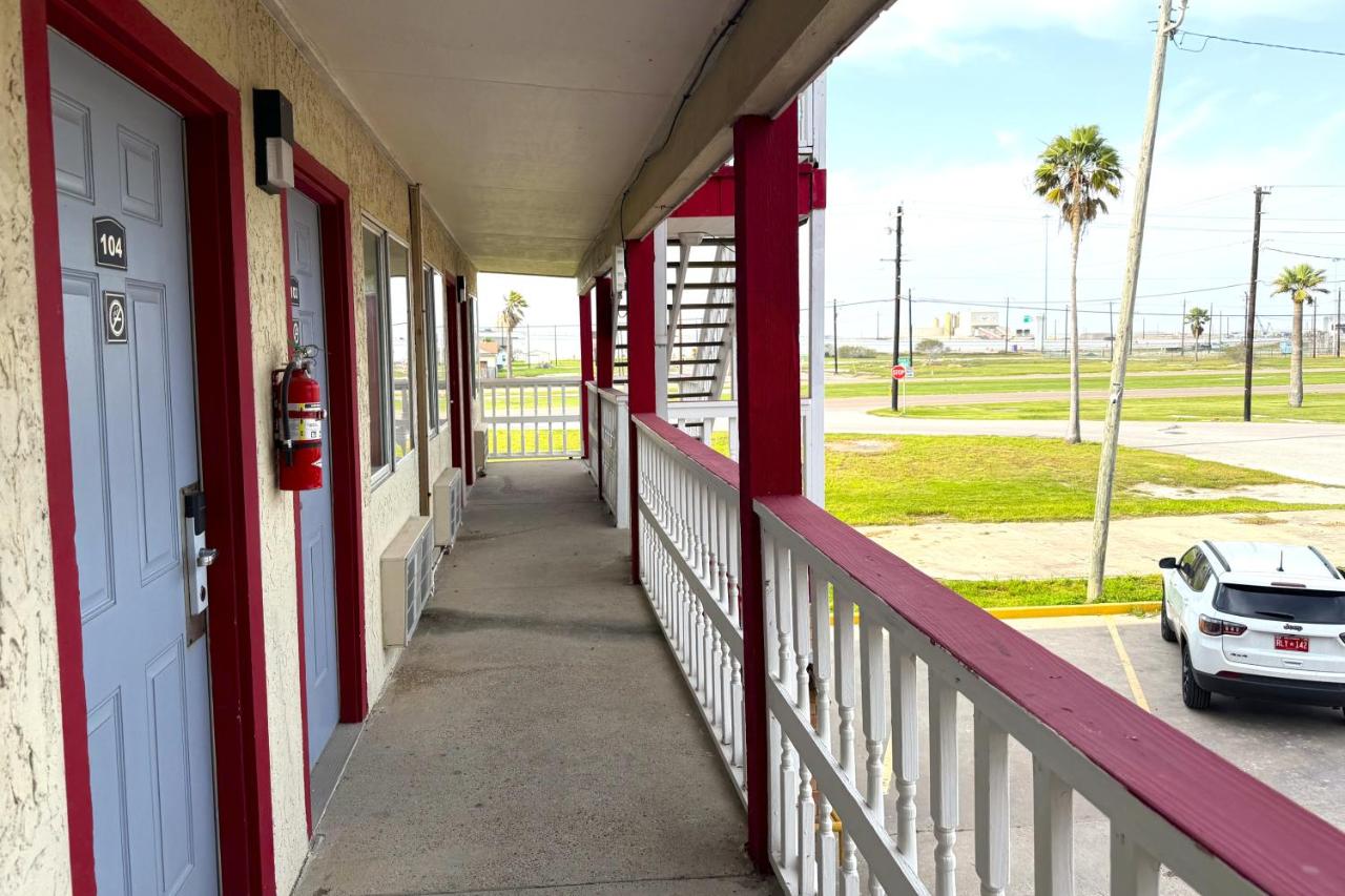 Budget Inn — photo 2