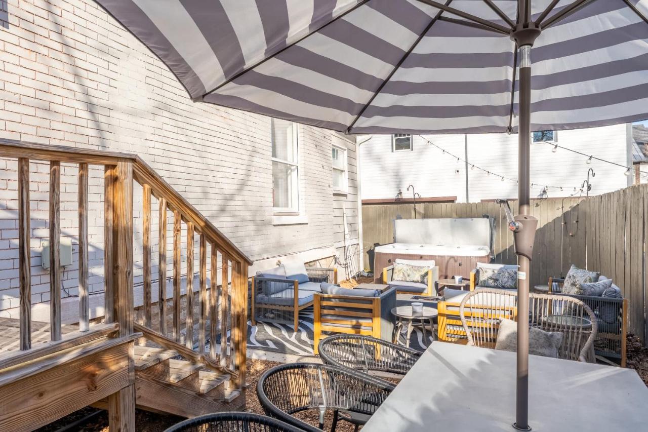 Notes of Southern Charm - Walkable to Food & Shops - 4