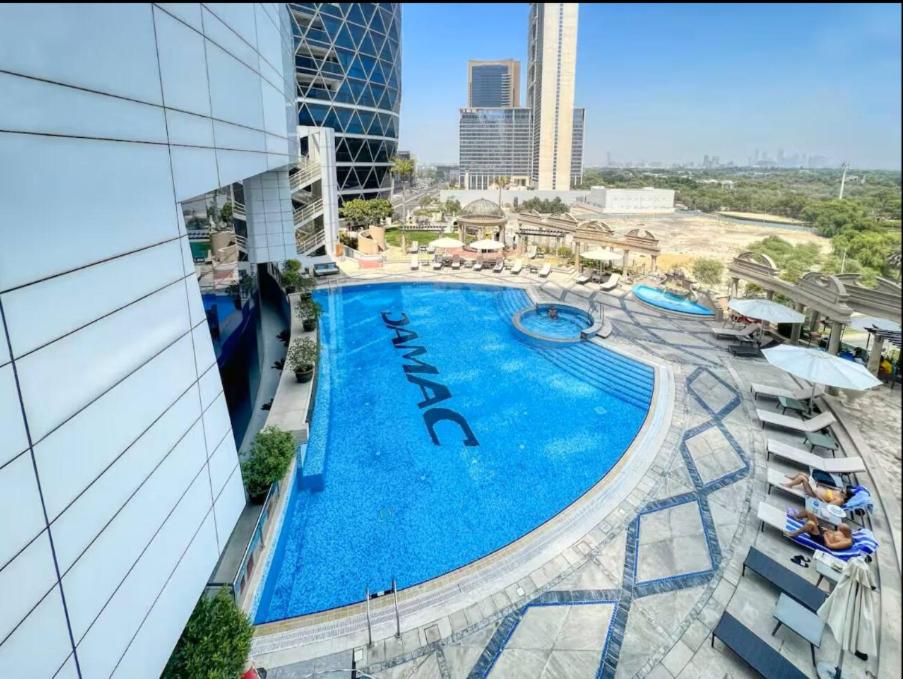 Vogue Vacation Homes, DIFC Damac Park Tower near Museum of The Future, One Bedroom Apartment with Balcony, City Skyline and Museum of The Future View, Access to all Amenities