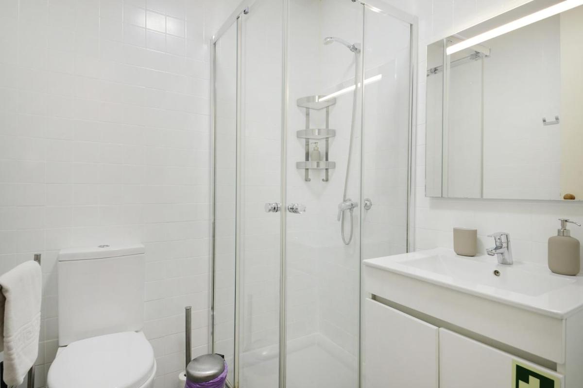 Bright Cedofeita Flat with Balcony - 5