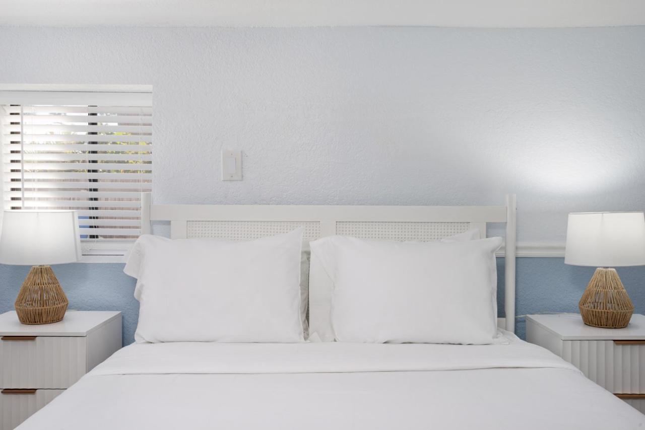 Sabal Palms Inn — photo 14