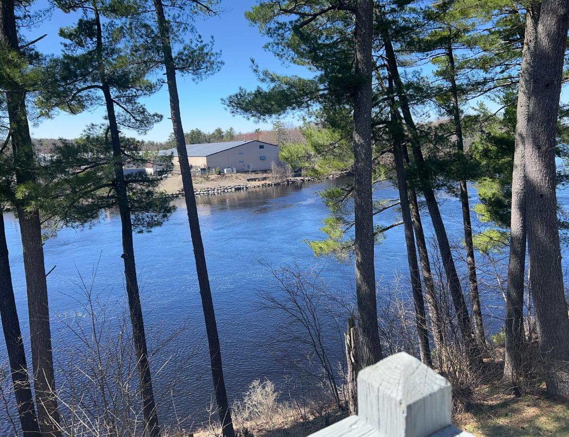 Milford Motel On the River — photo 20