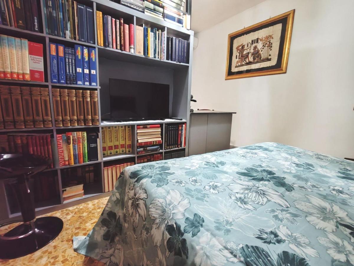 Apartment Im Herzen von Rom freefastwifi by Interhome - 5