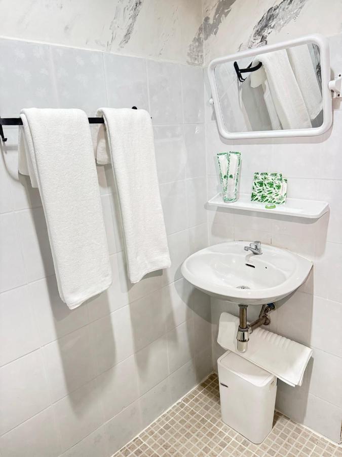 Top Hotel Patong - 3