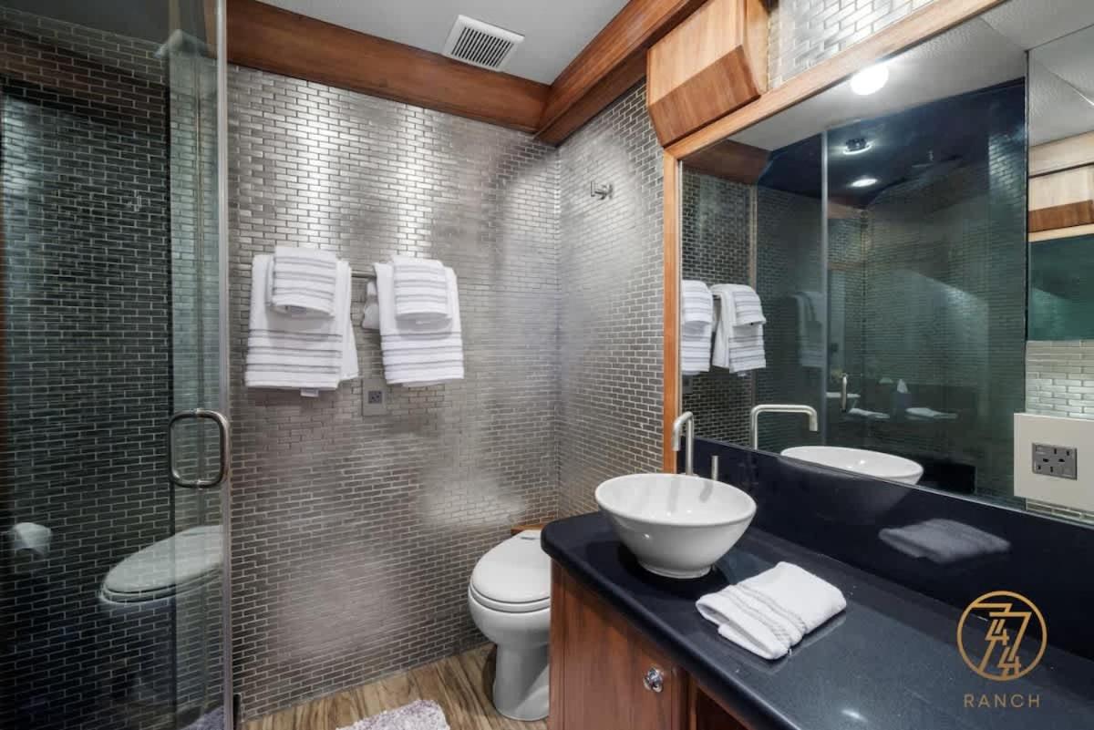 The Skittles Unit - 4