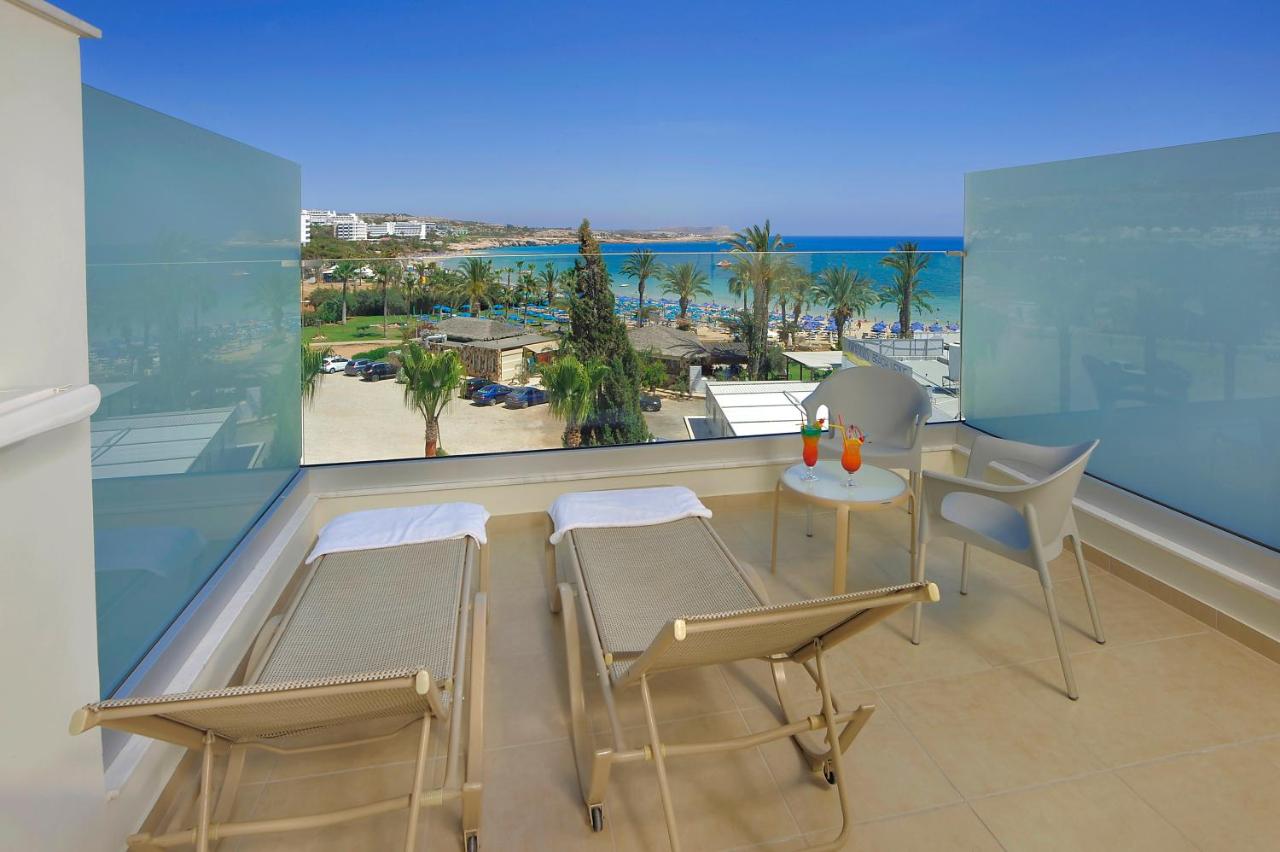 Nelia Beach Hotel & Spa photo