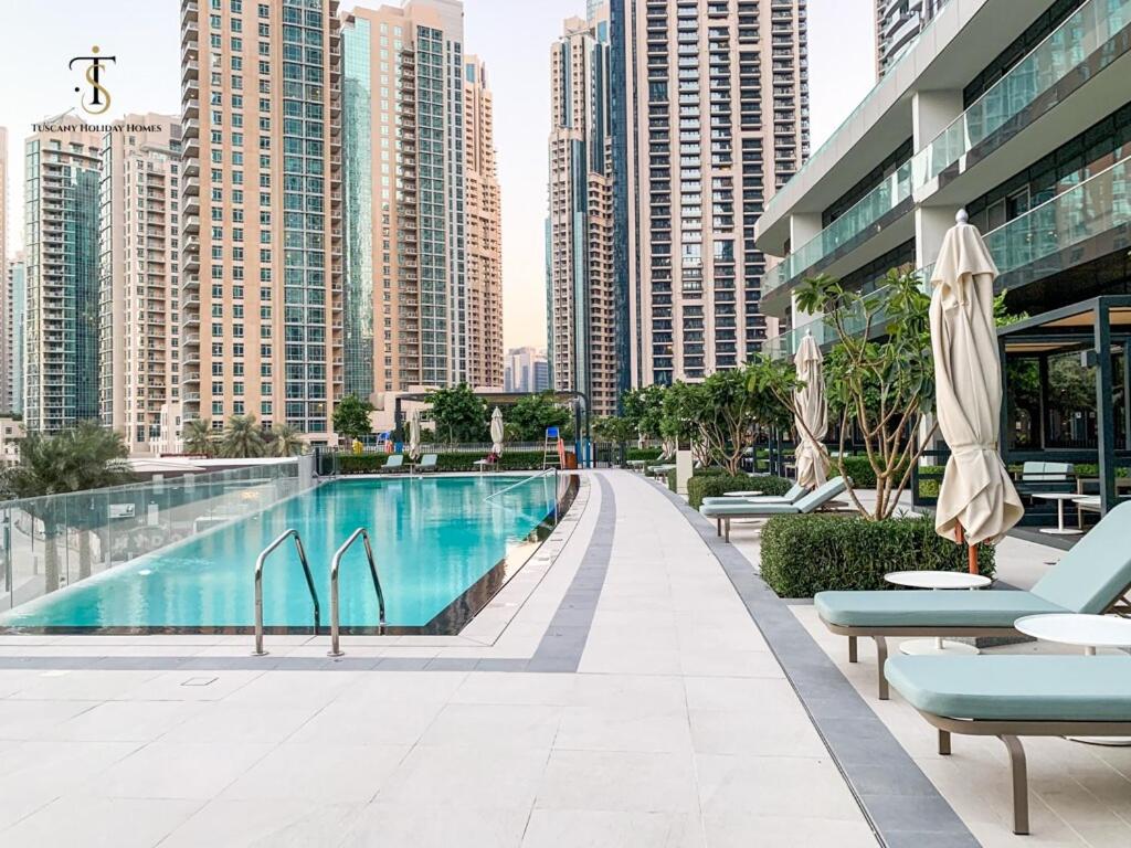 Dream Apartment with Burj Khalifa & Fountain Views - 4