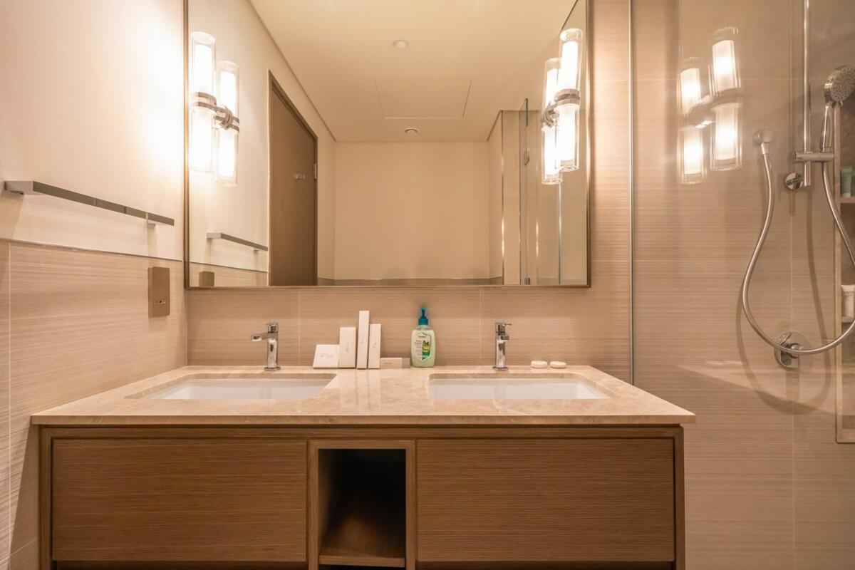 Dream Apartment with Burj Khalifa & Fountain Views - 3