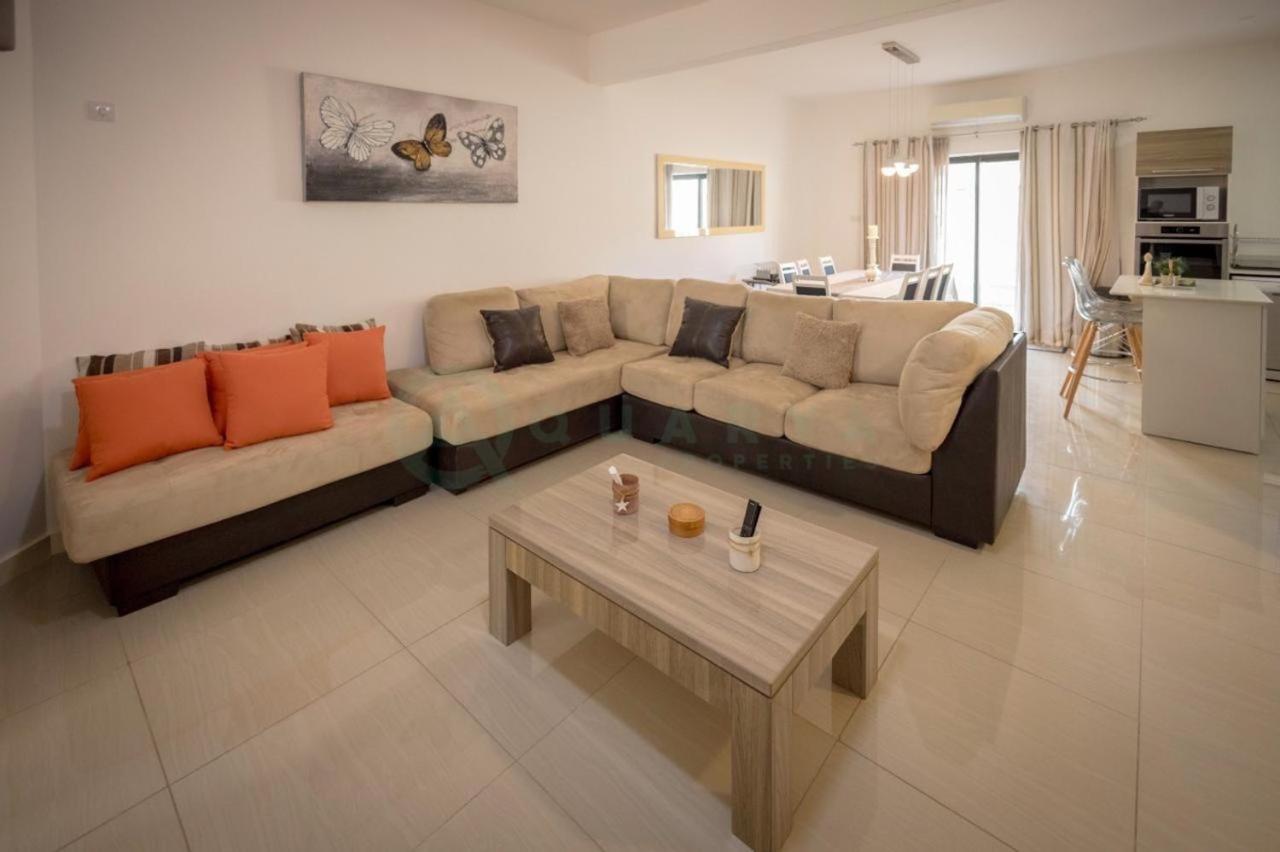 Relax in this Oceanside Apartment - B2 - 5