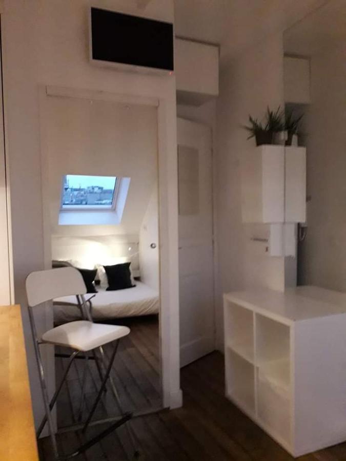 Place Maubert Coeur de Paris Beau Nid contemporain vue Paris calme clair dernier etage clim ascenseur - 5