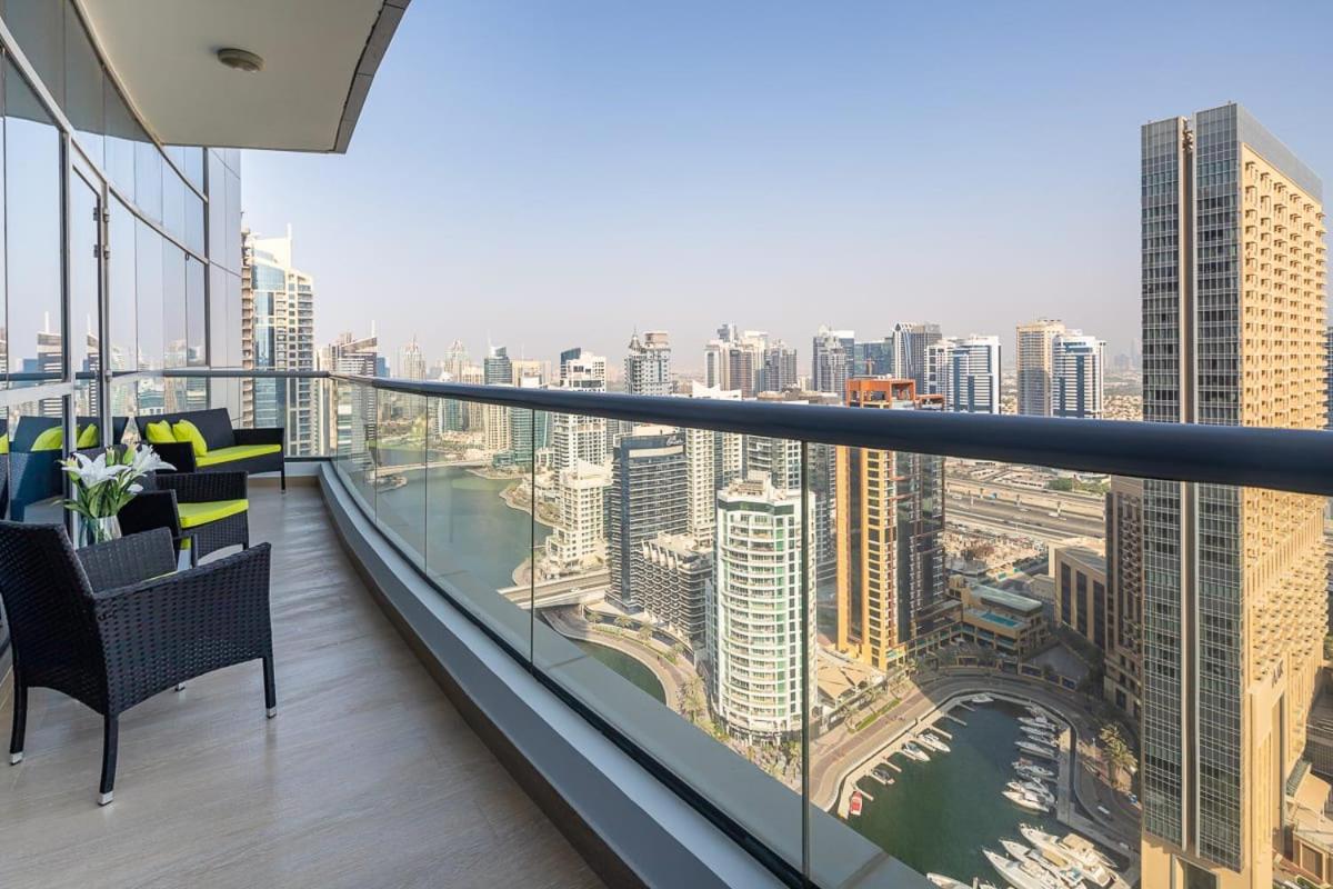 Frank Porter - Bay Central Tower 1 - 2