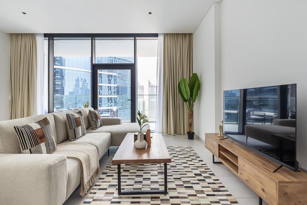 Frank Porter - Marquise Square Tower - 3