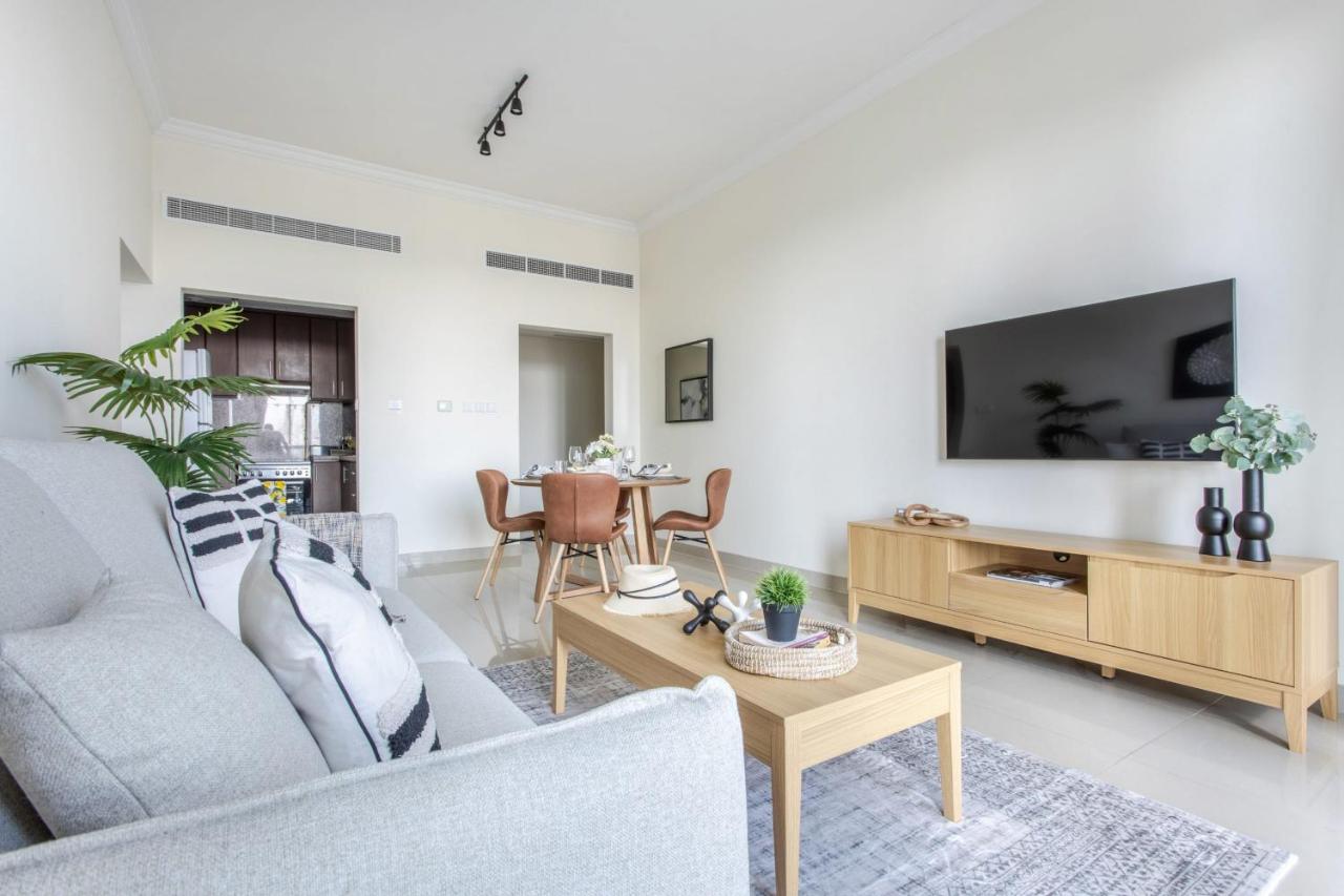 Frank Porter - Fairview Residency - 3