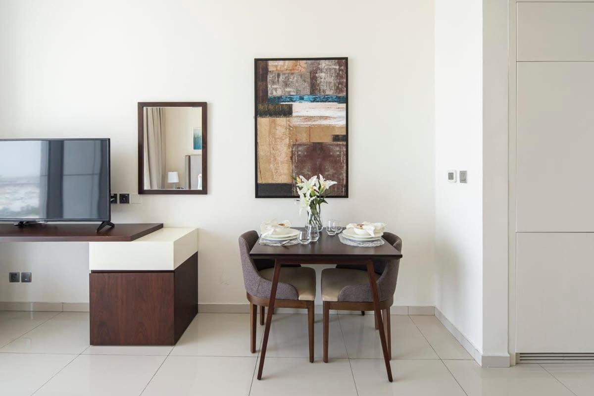 Frank Porter - Avanti Tower - 5